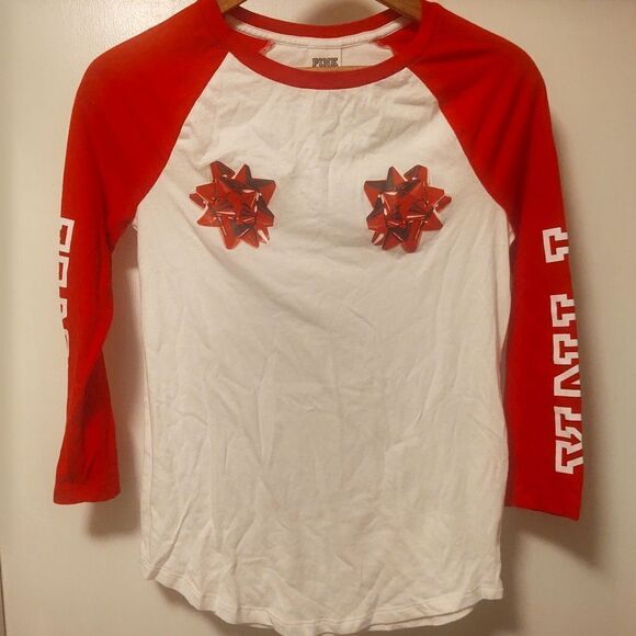 PINK Victoria’s Secret Red Raglan Sleeve Bows Gift Holiday Christmas T-Shirt XS - Picture 1 of 4
